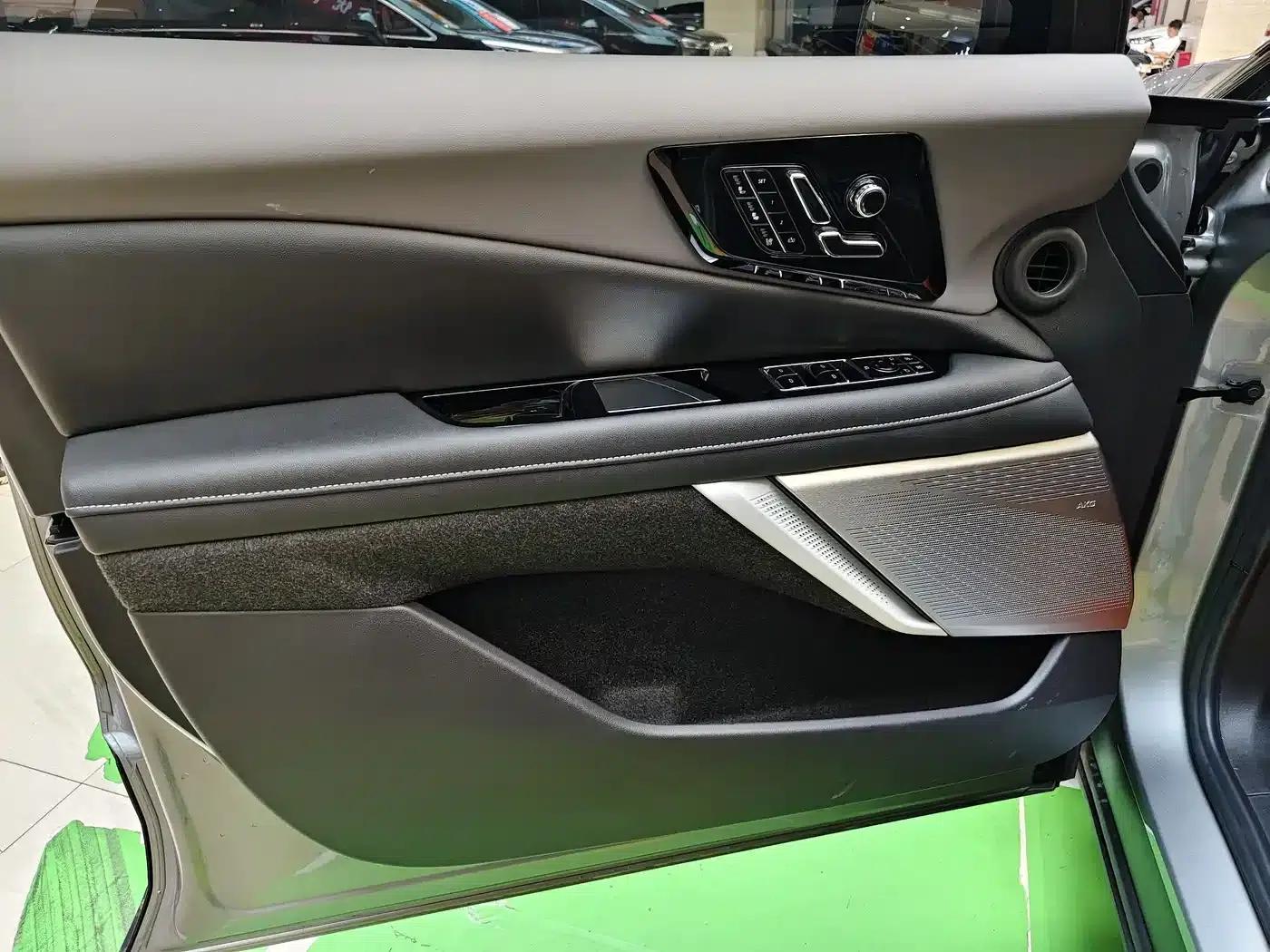 IQ ProSport 2024 All-Wheel Drive Long Range Edition — миниатюра 10