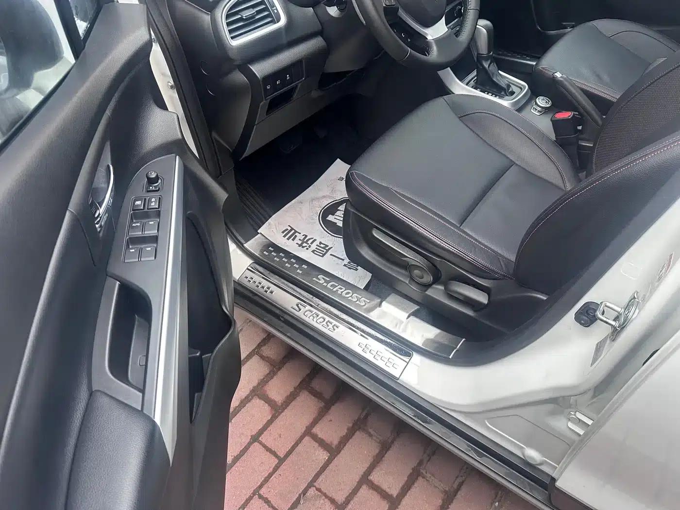 2014 Vitara 1.6L CVT 4WD Premium — миниатюра 5
