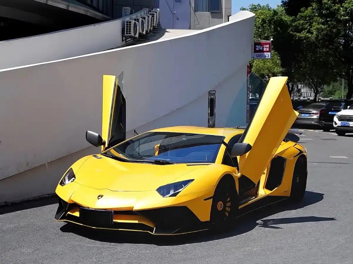 2015 Aventador LP 750-4 Superveloce — миниатюра 1