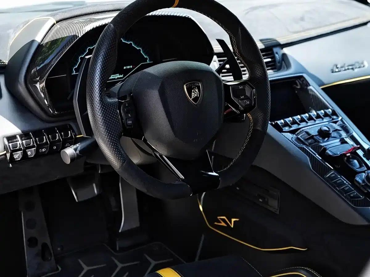 2015 Aventador LP 750-4 Superveloce — миниатюра 21