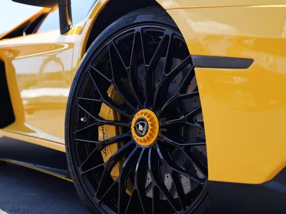 2015 Aventador LP 750-4 Superveloce — миниатюра 7