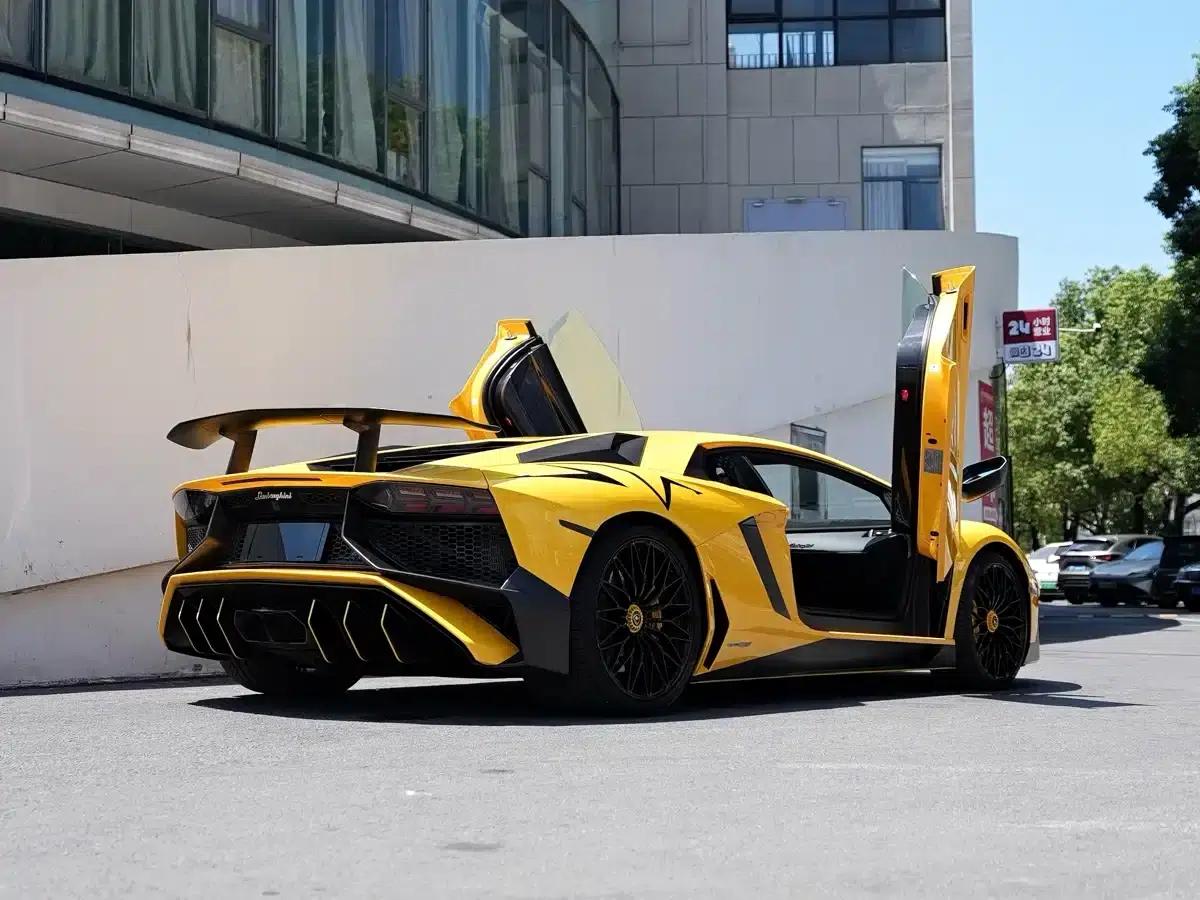 2015 Aventador LP 750-4 Superveloce — миниатюра 8