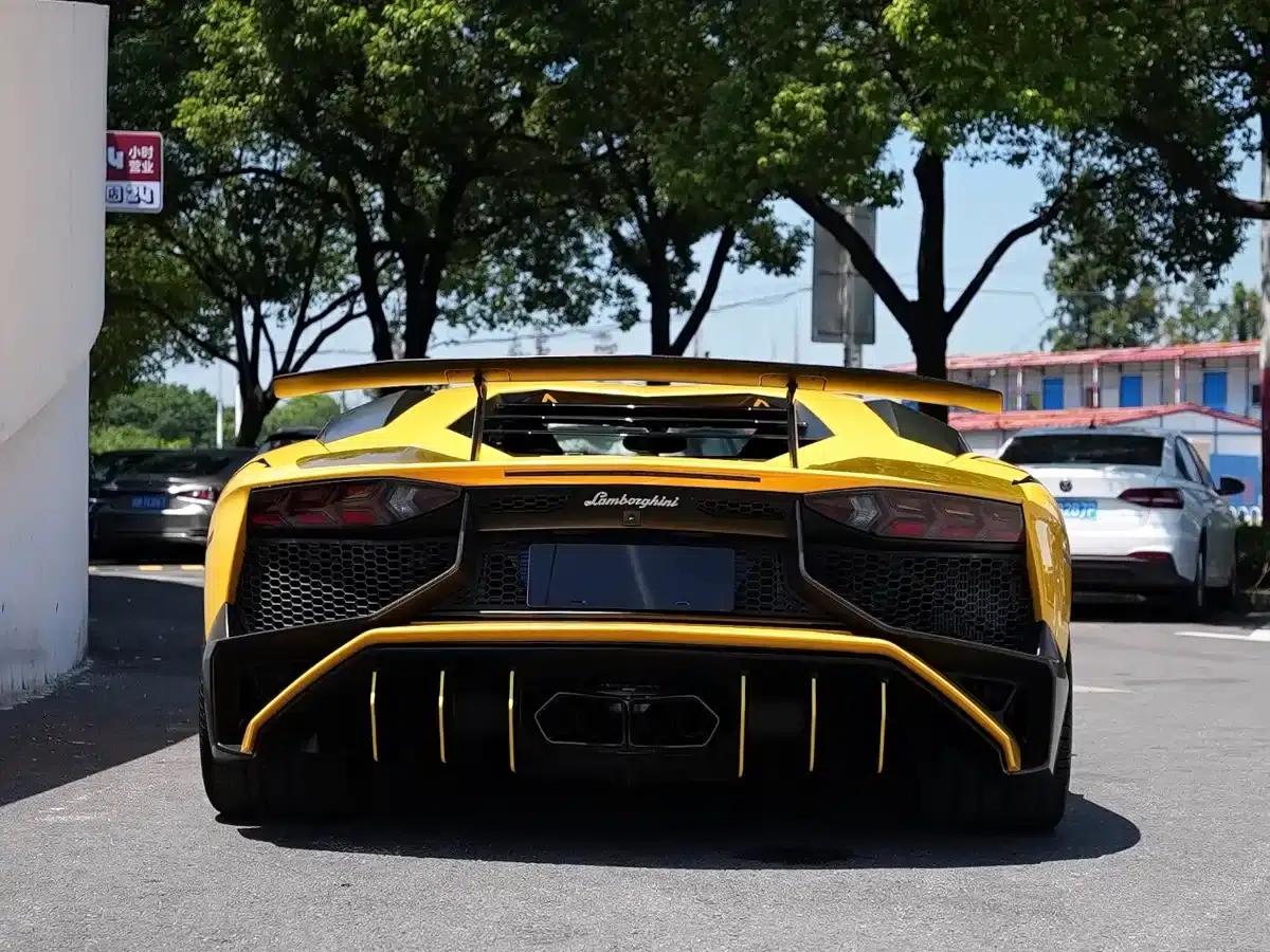 2015 Aventador LP 750-4 Superveloce — миниатюра 10