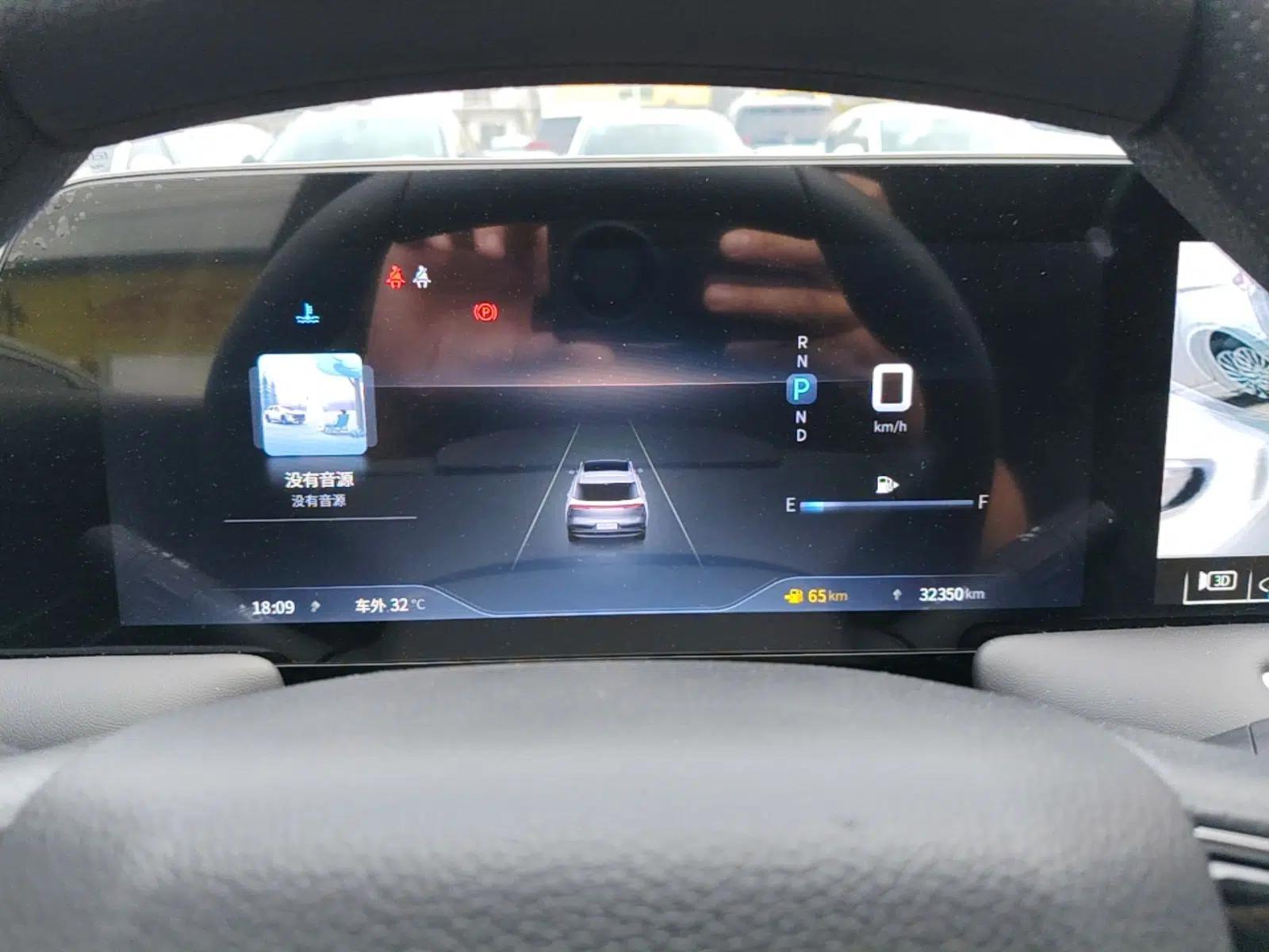 Venucia V 2021 260T Idol Edition — миниатюра 14