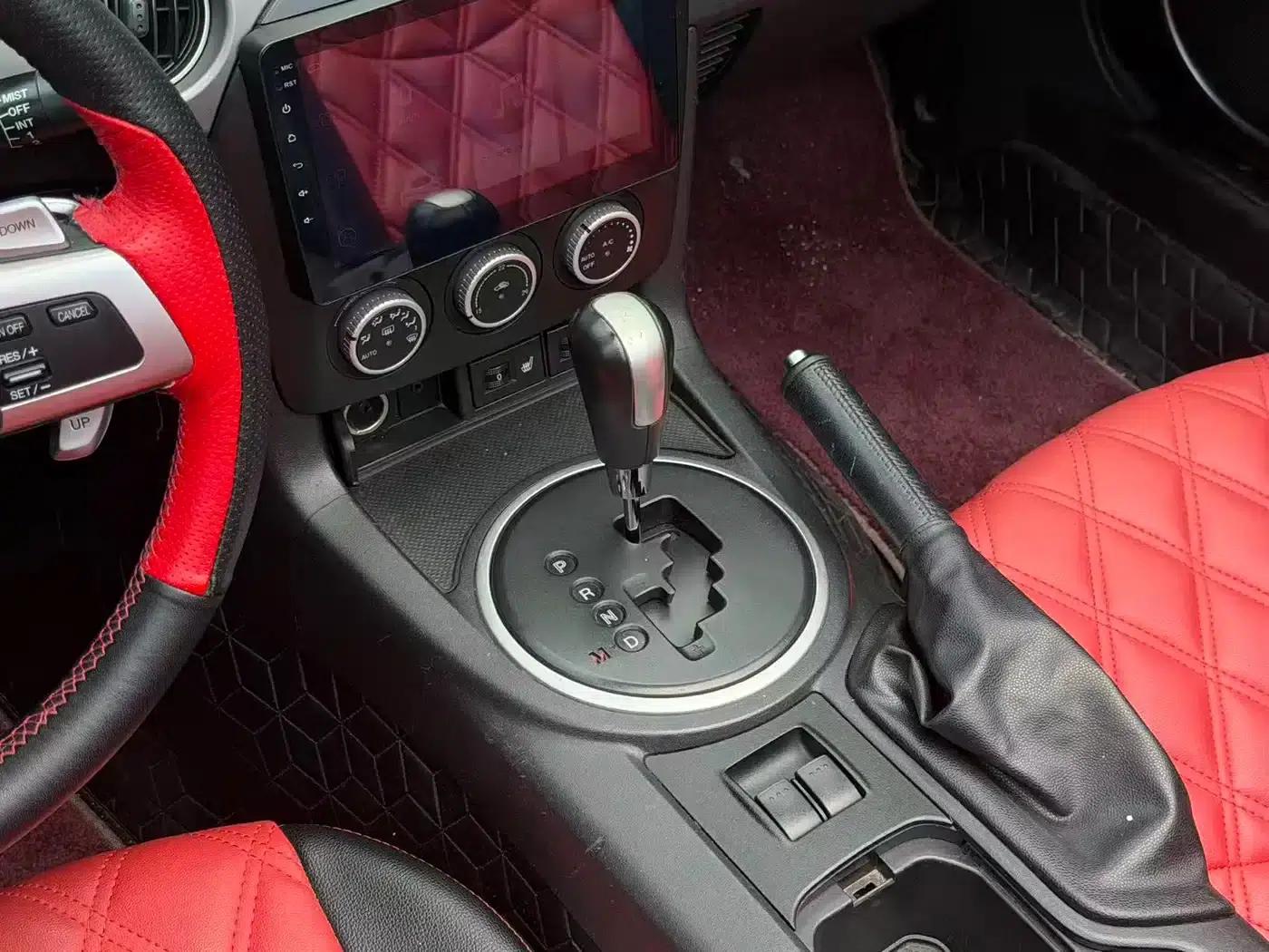 Mazda MX-5 2009 2.0 — миниатюра 8