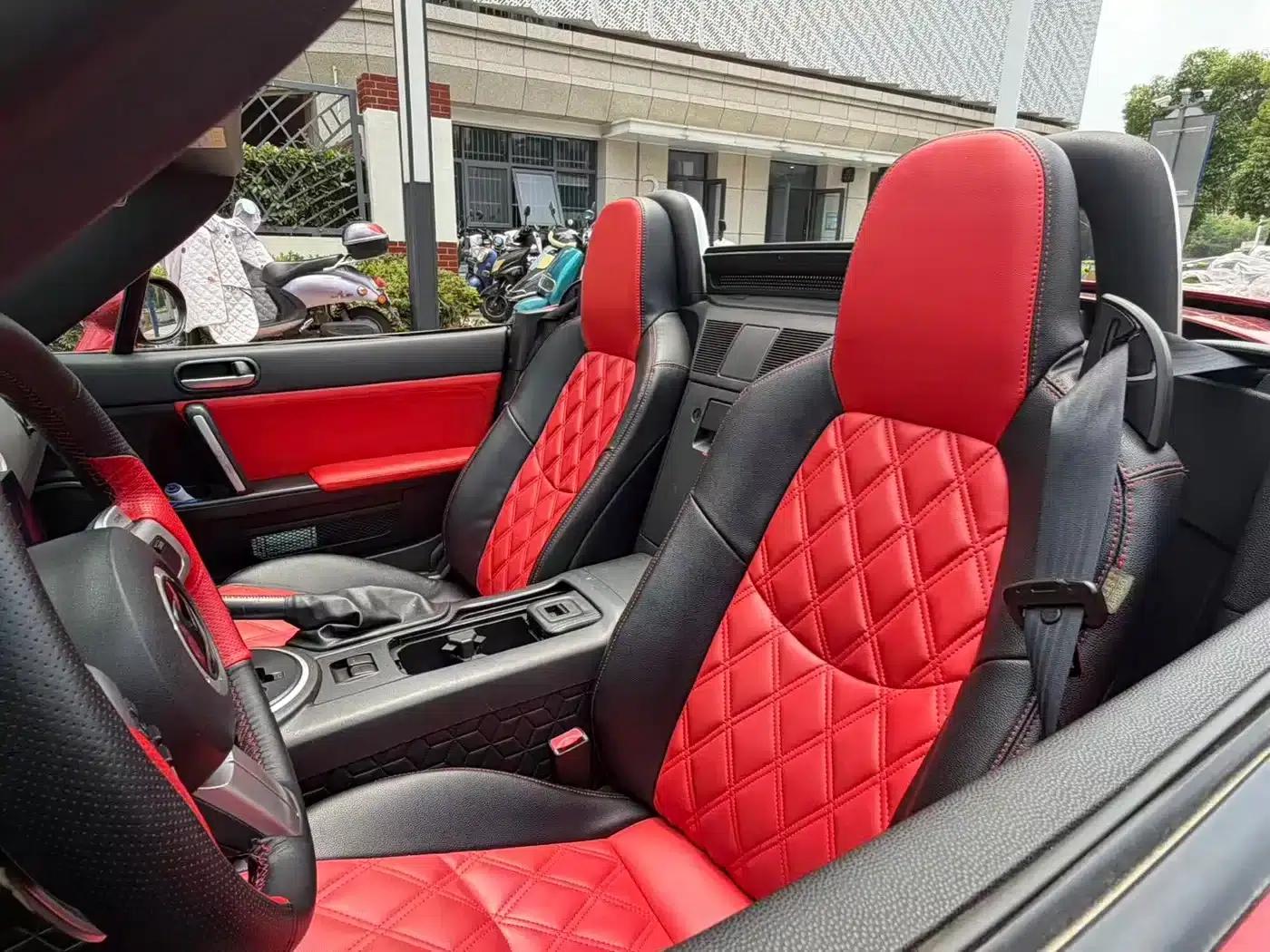 Mazda MX-5 2009 2.0 — миниатюра 9