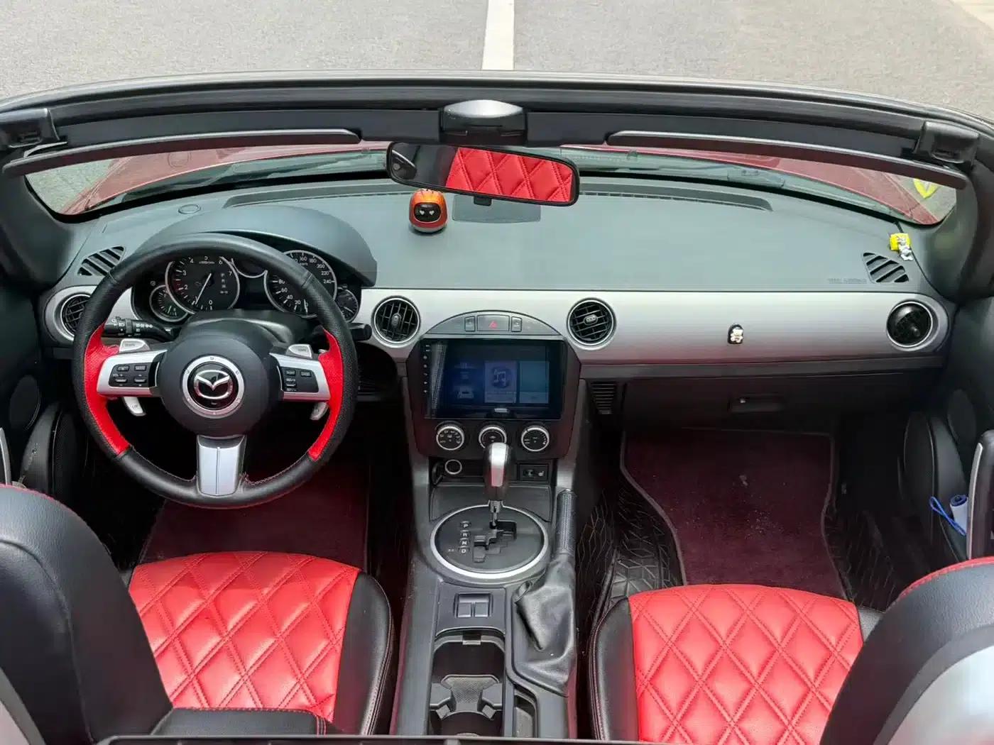 Mazda MX-5 2009 2.0 — миниатюра 10