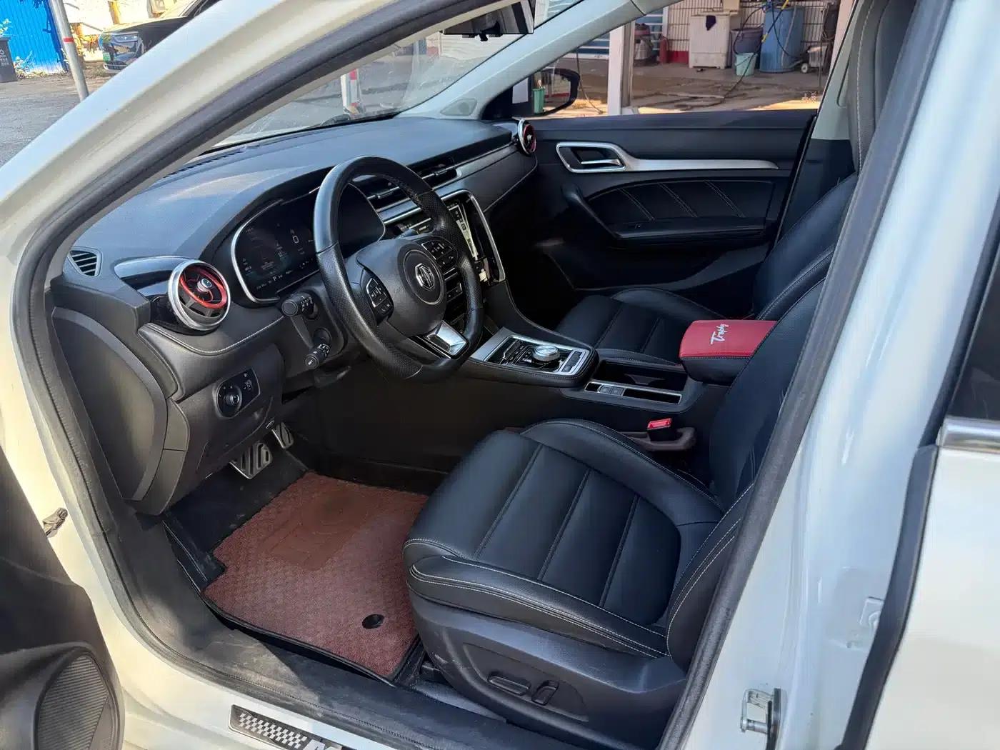 MG6 PHEV 2018 45T E-DRIVE Intelligent Hybrid Premium Internet Edition — миниатюра 5