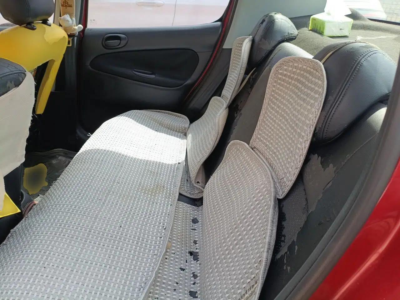 Peugeot 207 2011 Sedan 1.4L Manual Yule Edition — миниатюра 17