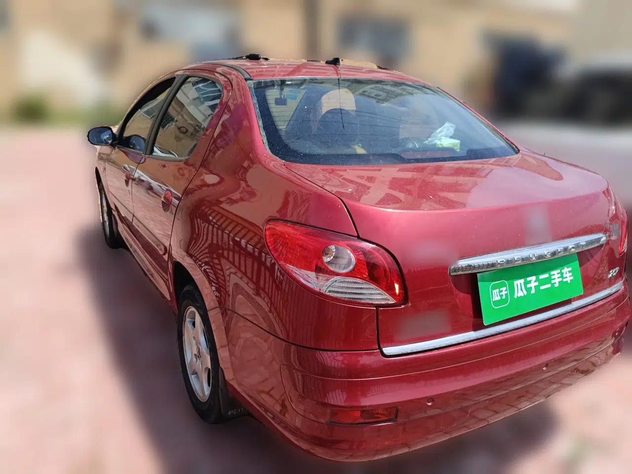 Peugeot 207 2011 Sedan 1.4L Manual Yule Edition — миниатюра 4