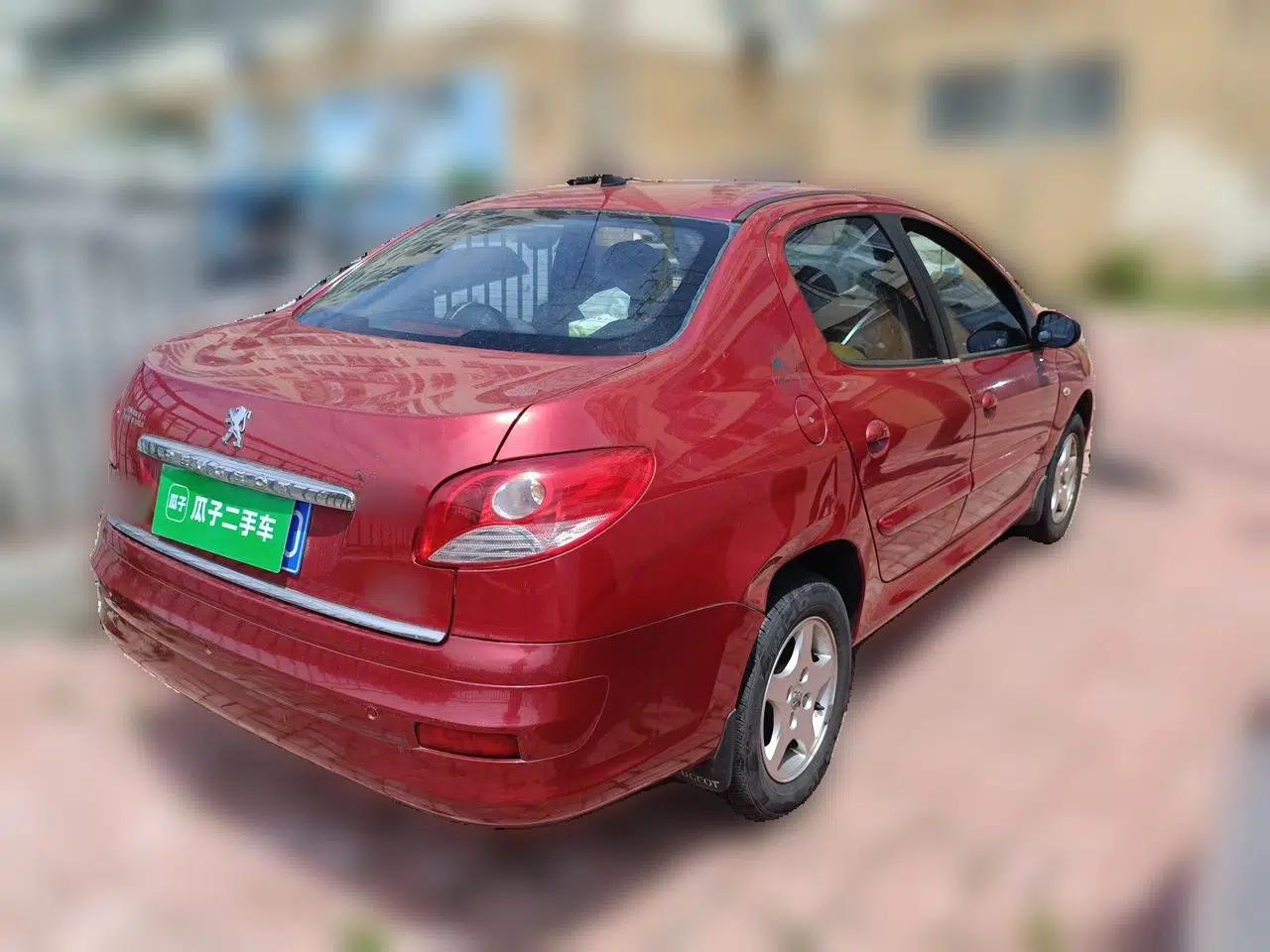 Peugeot 207 2011 Sedan 1.4L Manual Yule Edition — миниатюра 6