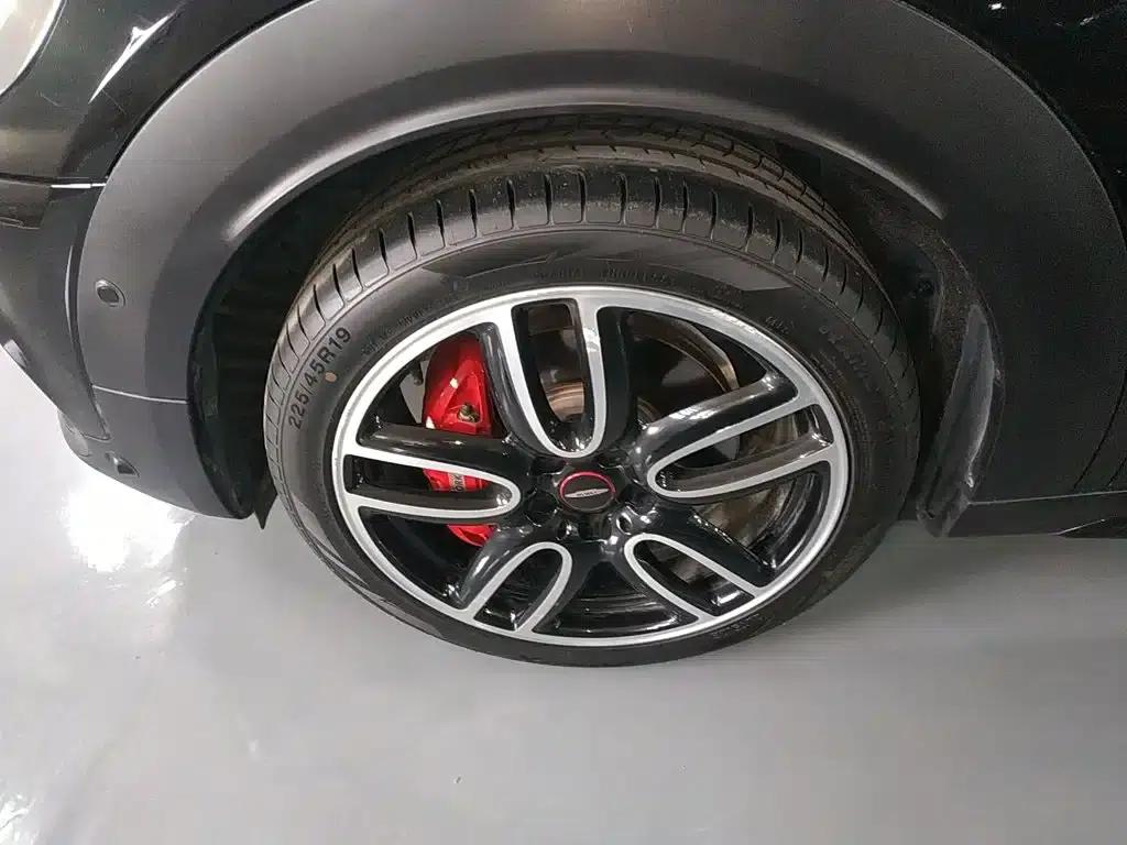 MINI JCW COUNTRYMAN 2018 2.0T JOHN COOPER WORKS A — миниатюра 25
