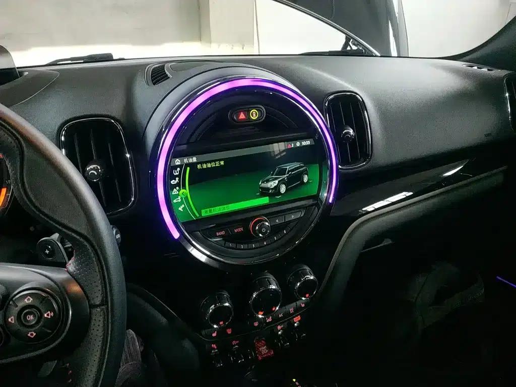 MINI JCW COUNTRYMAN 2018 2.0T JOHN COOPER WORKS A — миниатюра 9