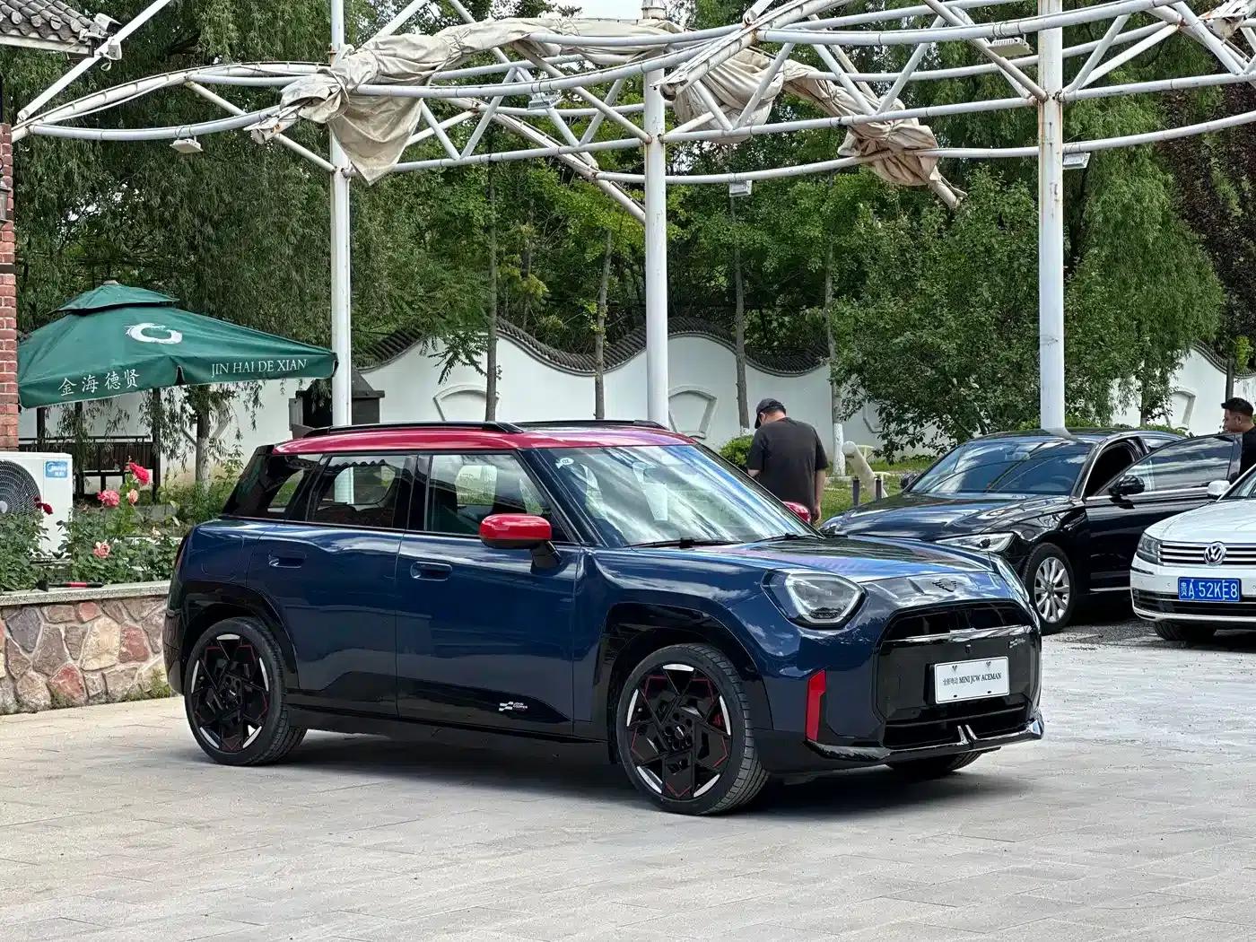 2025 JCW Aceman Electric MINI (JOHN COOPER WORKS) — миниатюра 3