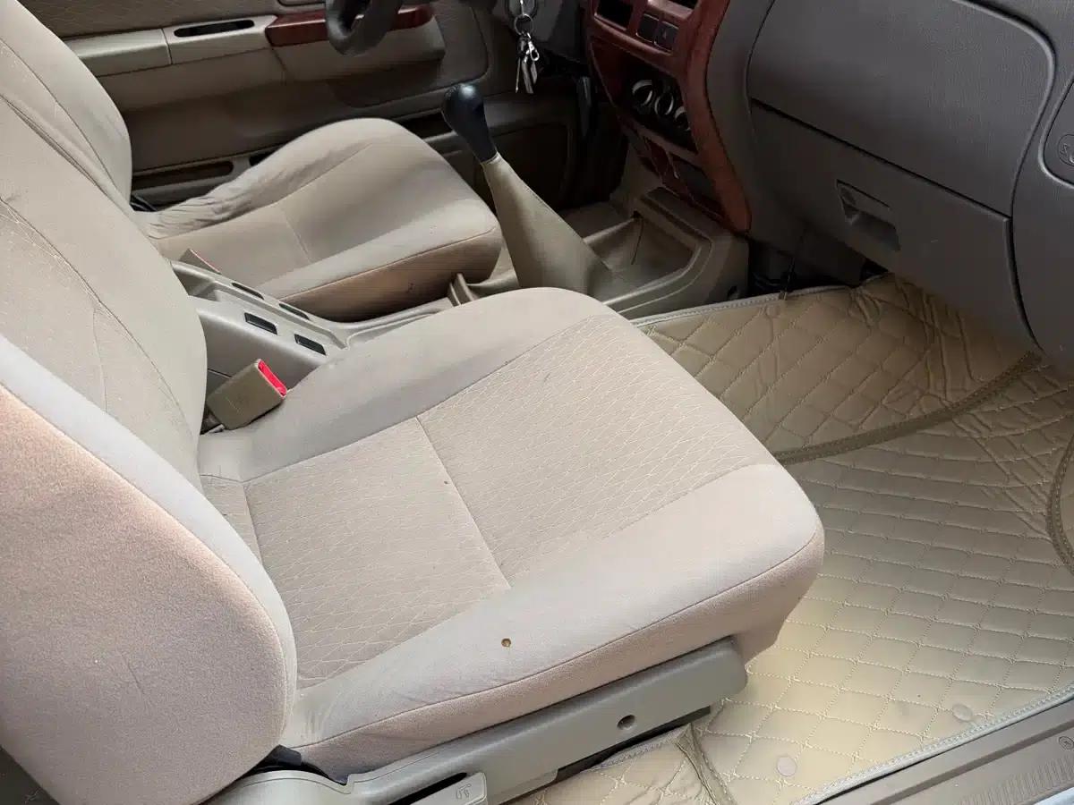 2013 Nissan ZN Van 2.4L 2WD Luxury 5-Seater — миниатюра 10