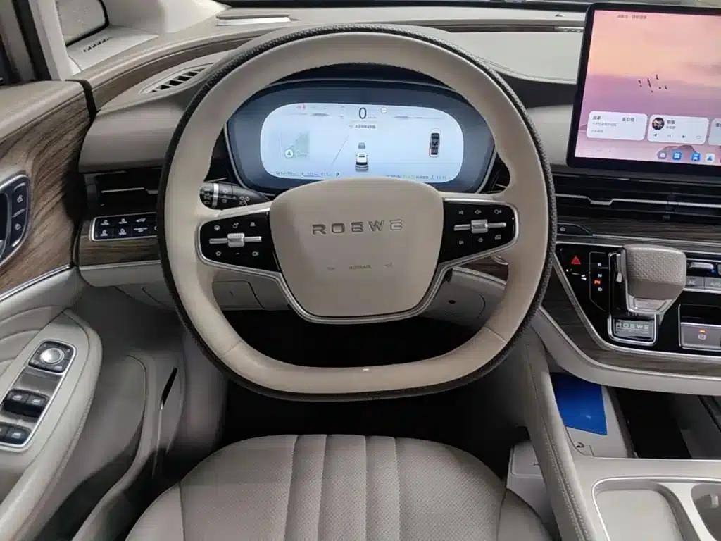 Roewe iMAX8 New Energy 2025 1.5T DMH Luxury Edition — миниатюра 11