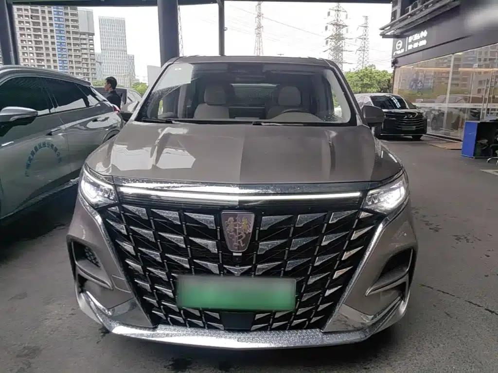 Roewe iMAX8 New Energy 2025 1.5T DMH Luxury Edition — миниатюра 3