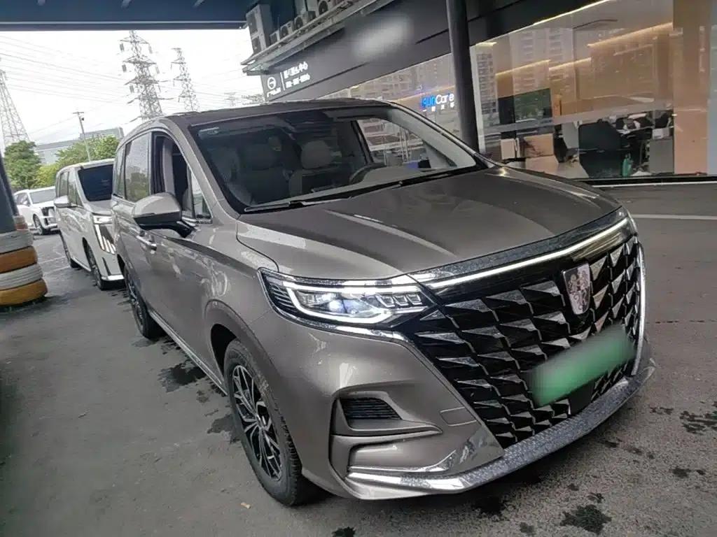 Roewe iMAX8 New Energy 2025 1.5T DMH Luxury Edition — миниатюра 4