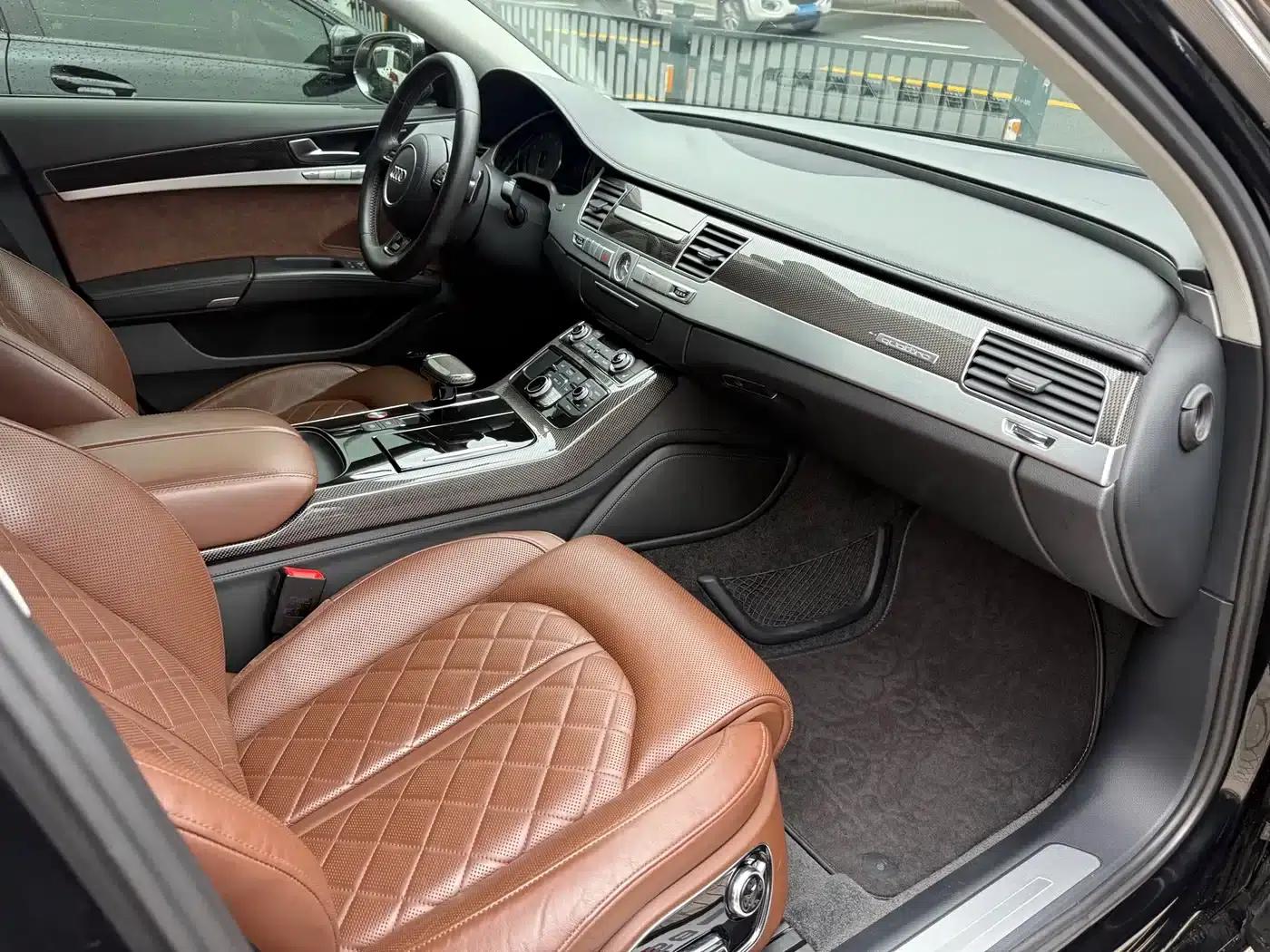 2013 Audi S8 4.0TFSI quattro — миниатюра 10