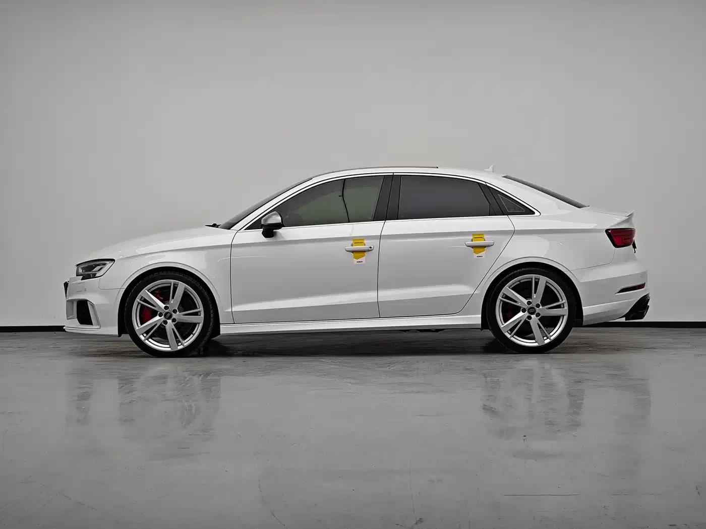 Audi RS 3 2017 RS 3 2.5T Limousine — миниатюра 11