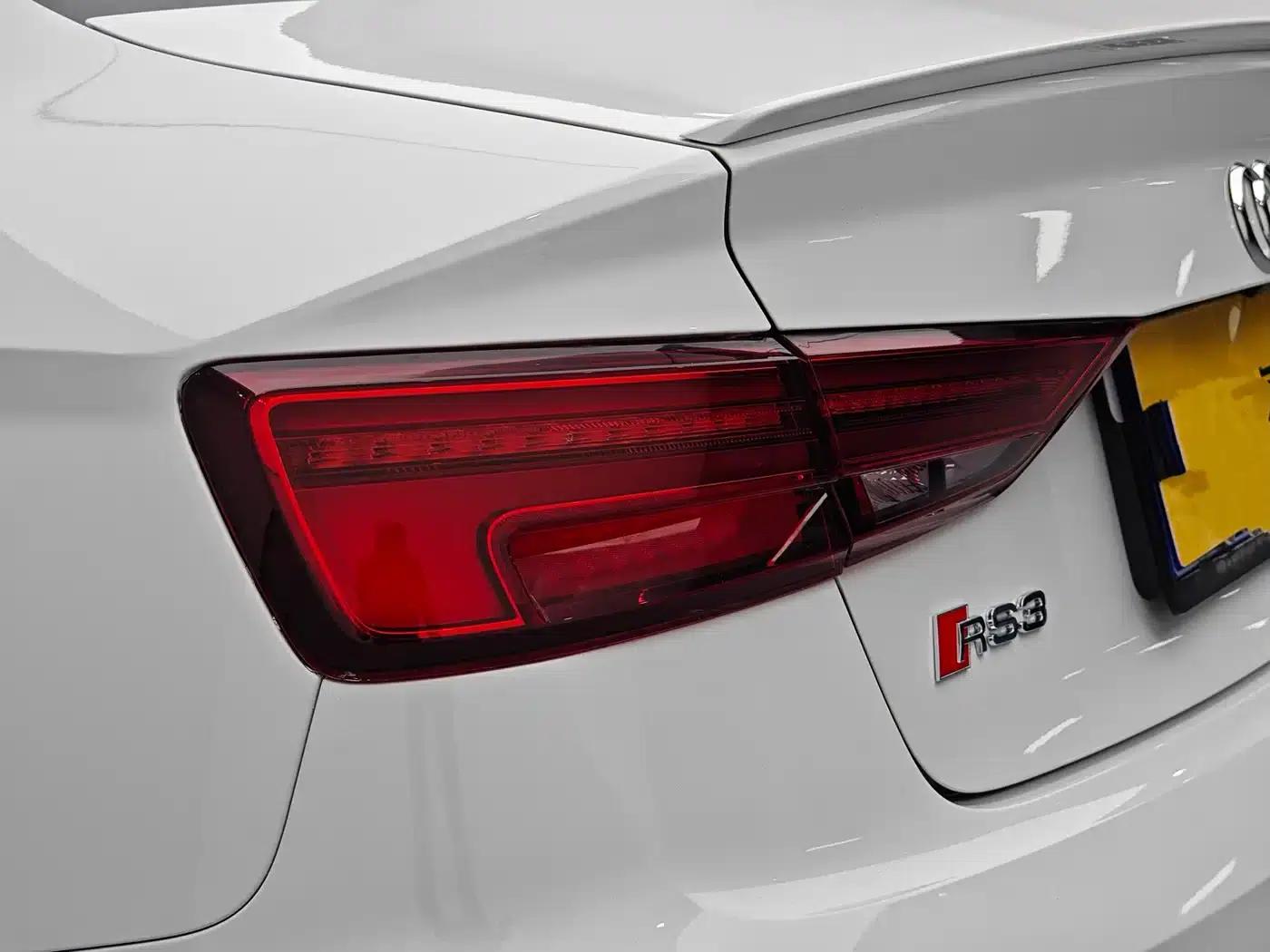 Audi RS 3 2017 RS 3 2.5T Limousine — миниатюра 7