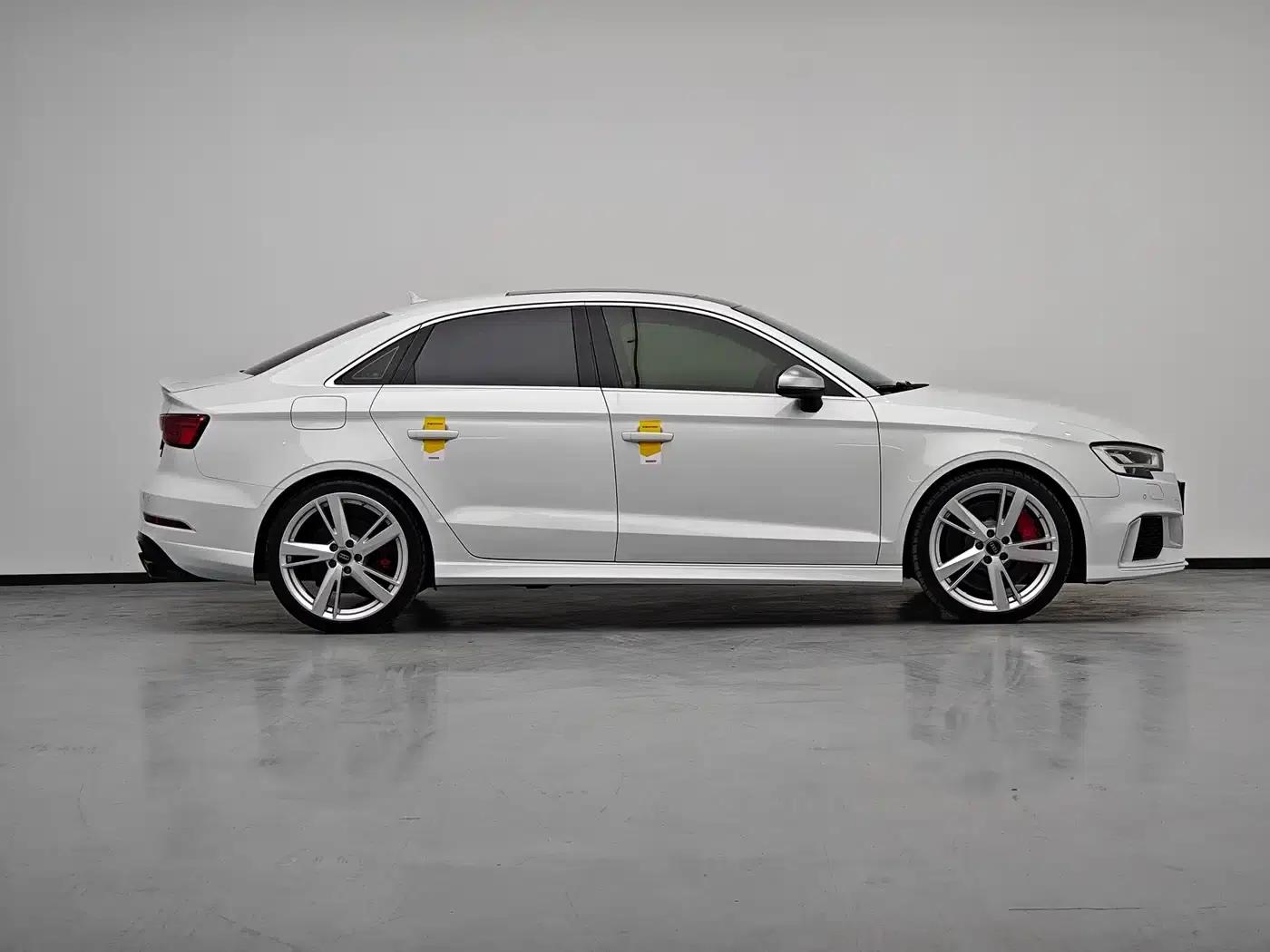 Audi RS 3 2017 RS 3 2.5T Limousine — миниатюра 10