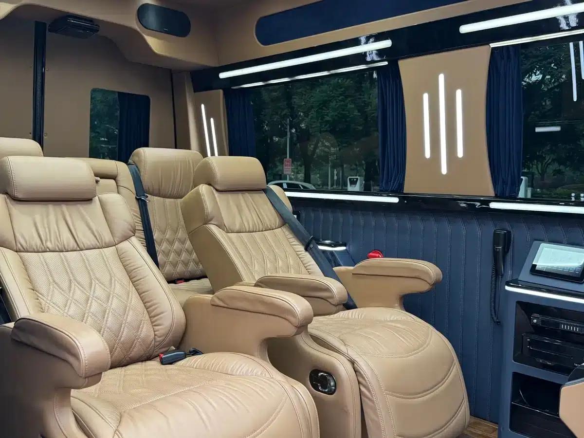 2018 Sprinter 3.5L Automatic — миниатюра 17