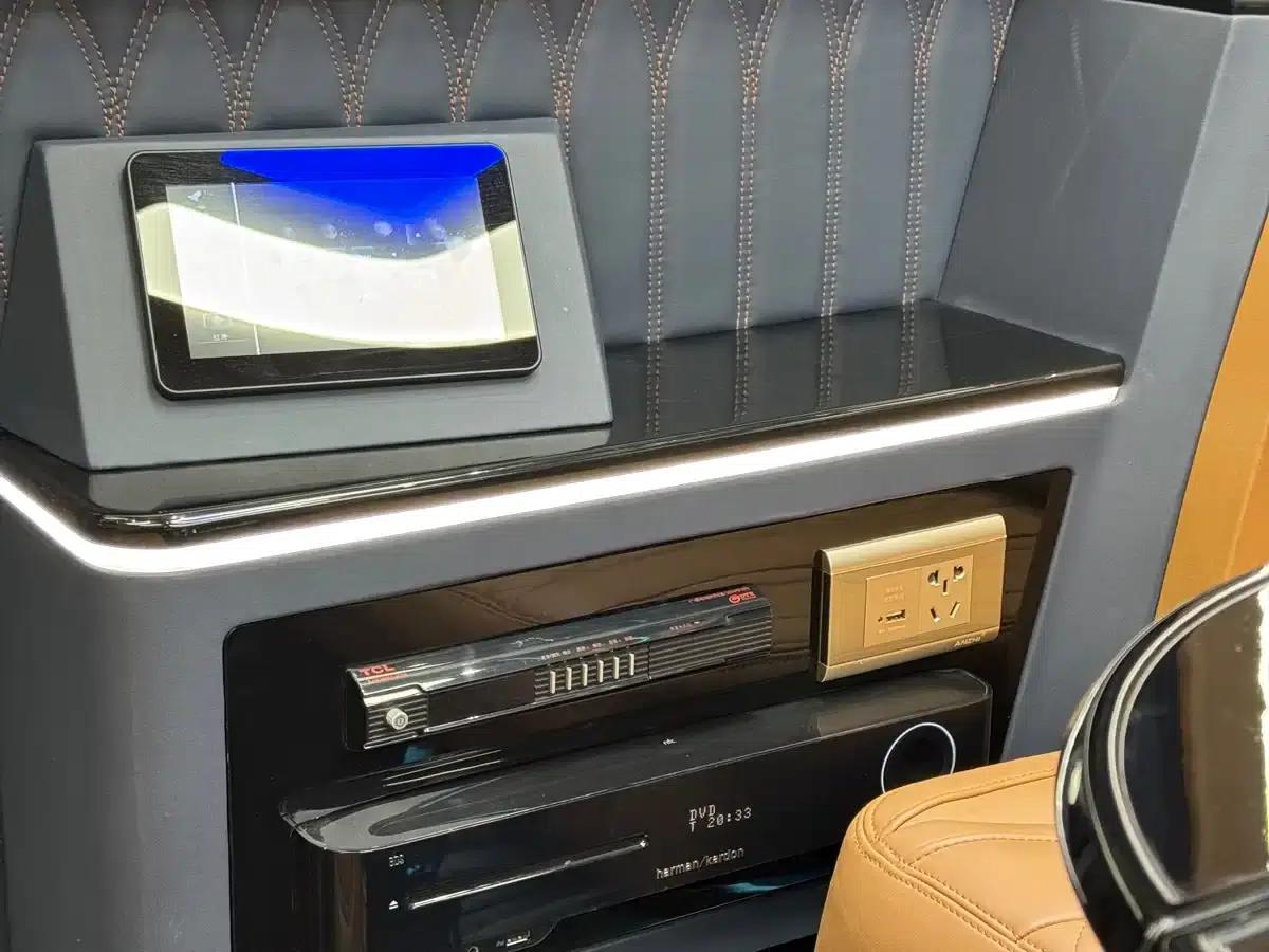 2018 Sprinter 3.5L Automatic — миниатюра 9
