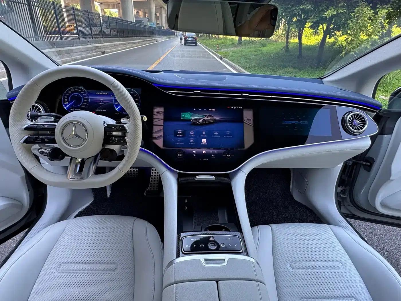 2023 Mercedes-Benz EQE AMG 53 4MATIC+ — миниатюра 11
