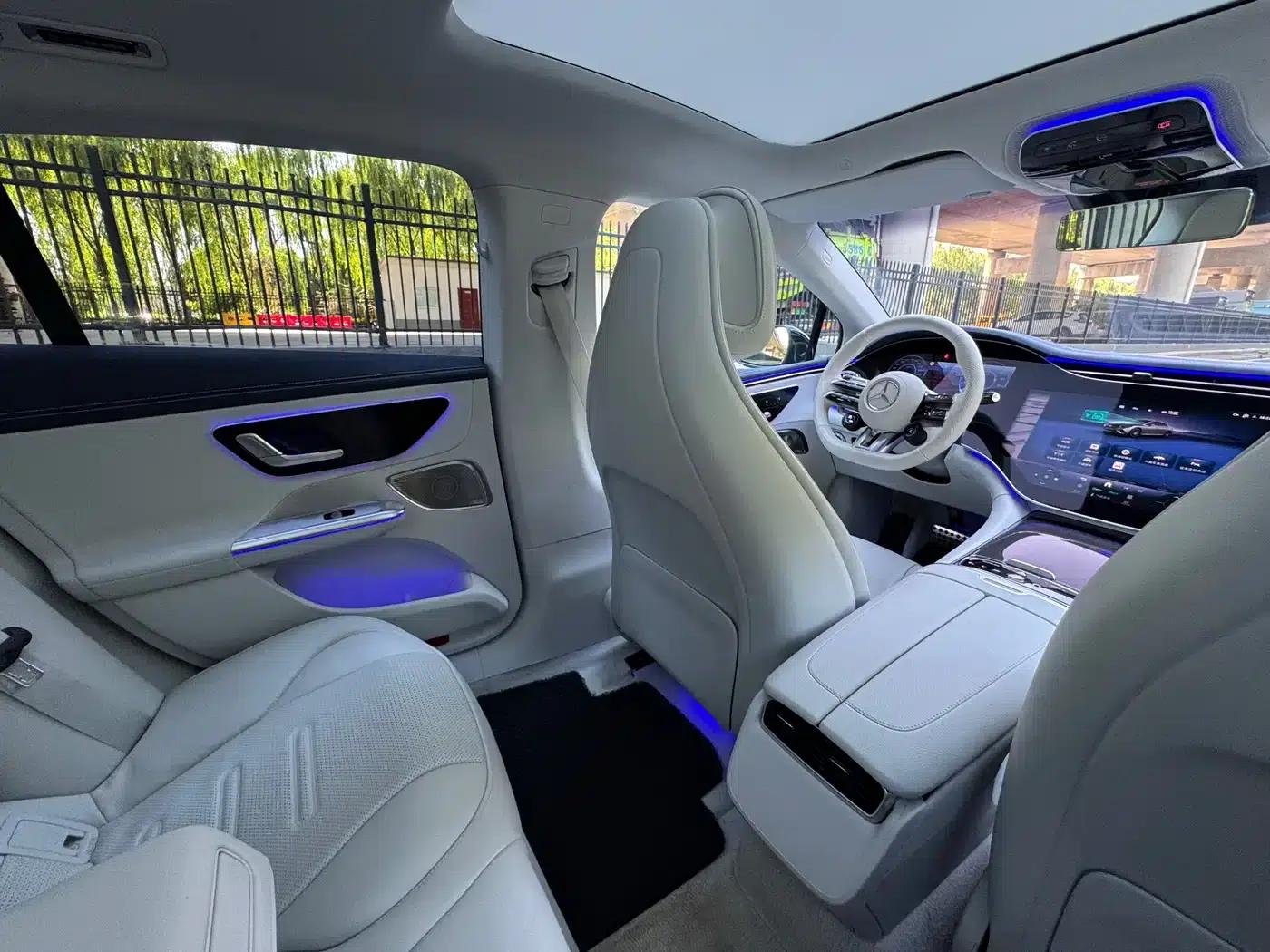 2023 Mercedes-Benz EQE AMG 53 4MATIC+ — миниатюра 22
