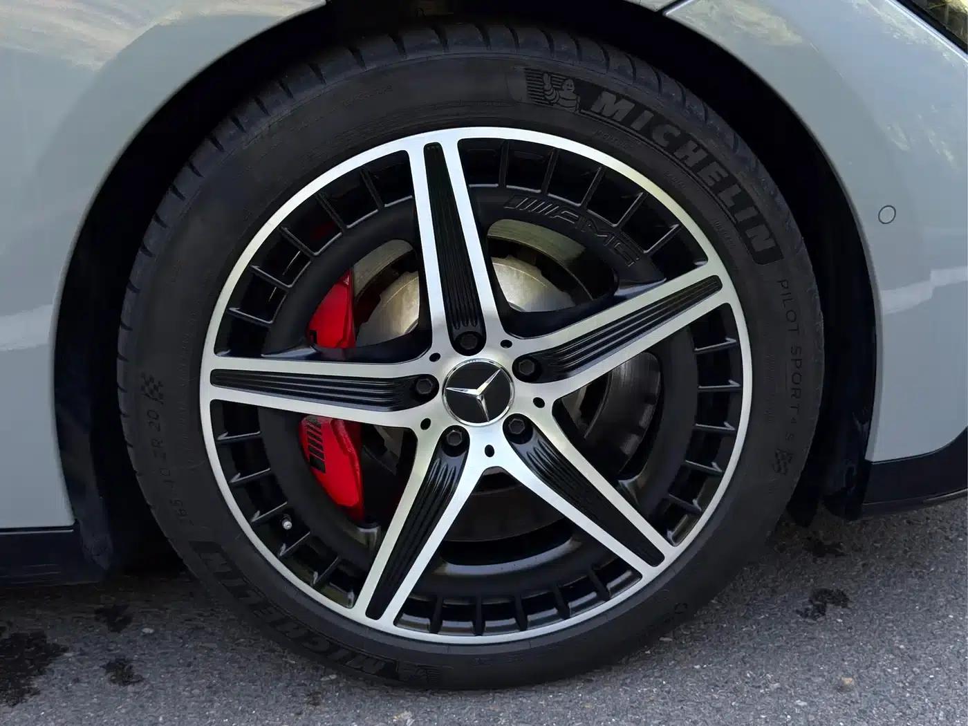 2023 Mercedes-Benz EQE AMG 53 4MATIC+ — миниатюра 23