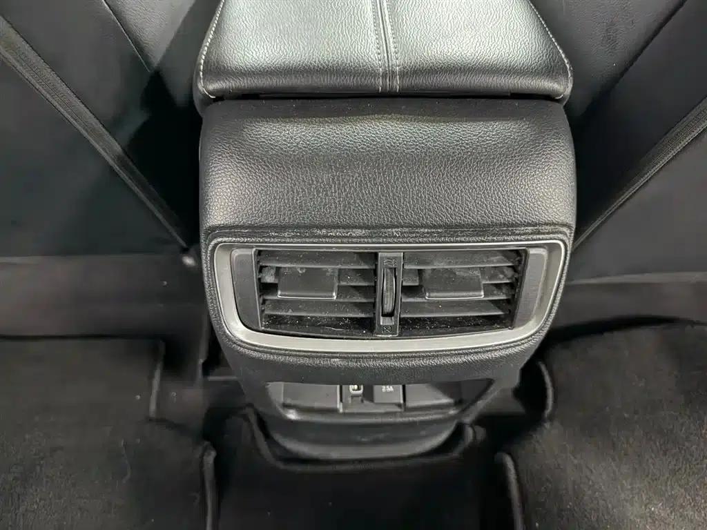 2022 Honda Breeze e:PHEV Premium Edition — миниатюра 21
