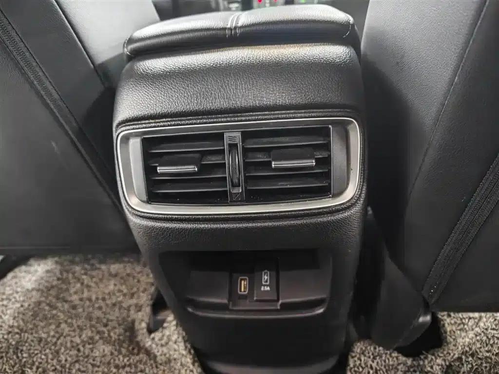 2022 Honda Breeze e:PHEV Premium Edition — миниатюра 18