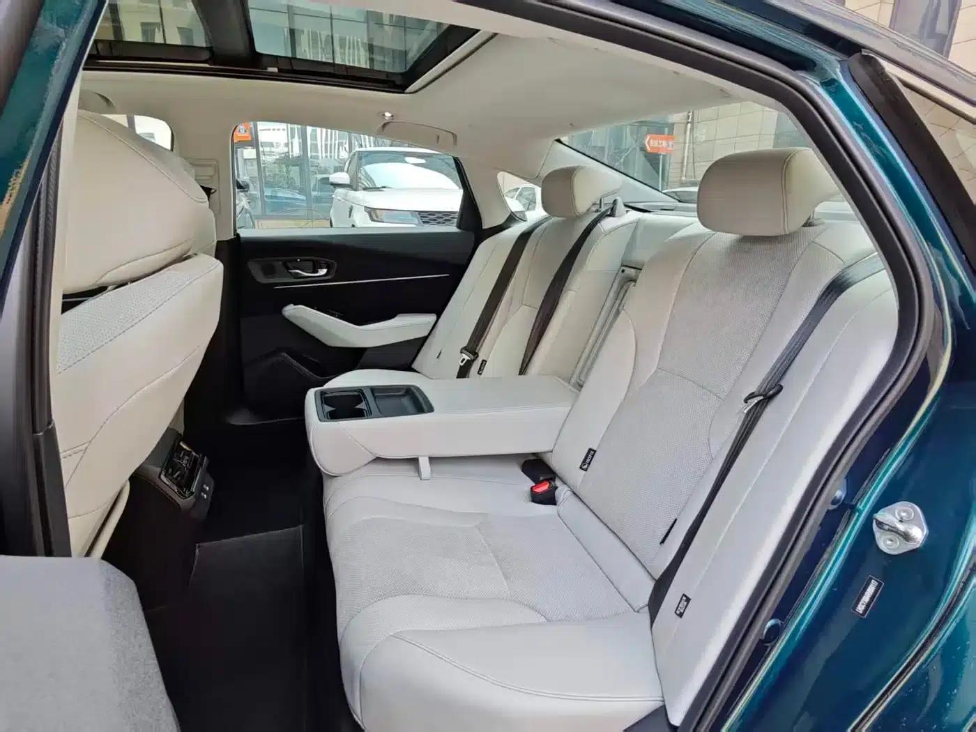 Accord PHEV 2023 2.0L e:PHEV Flagship Edition — миниатюра 10