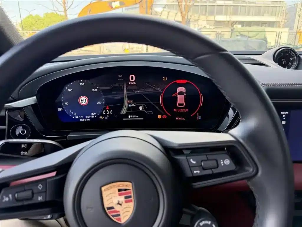 Macan 4 New Energy — миниатюра 6