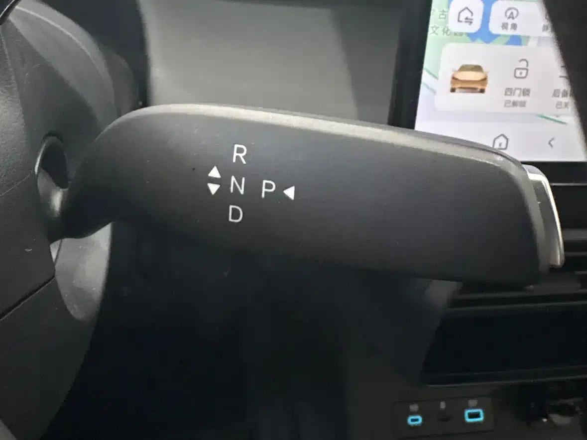 BYD e7 2025 520 Smart Travel Edition — миниатюра 14