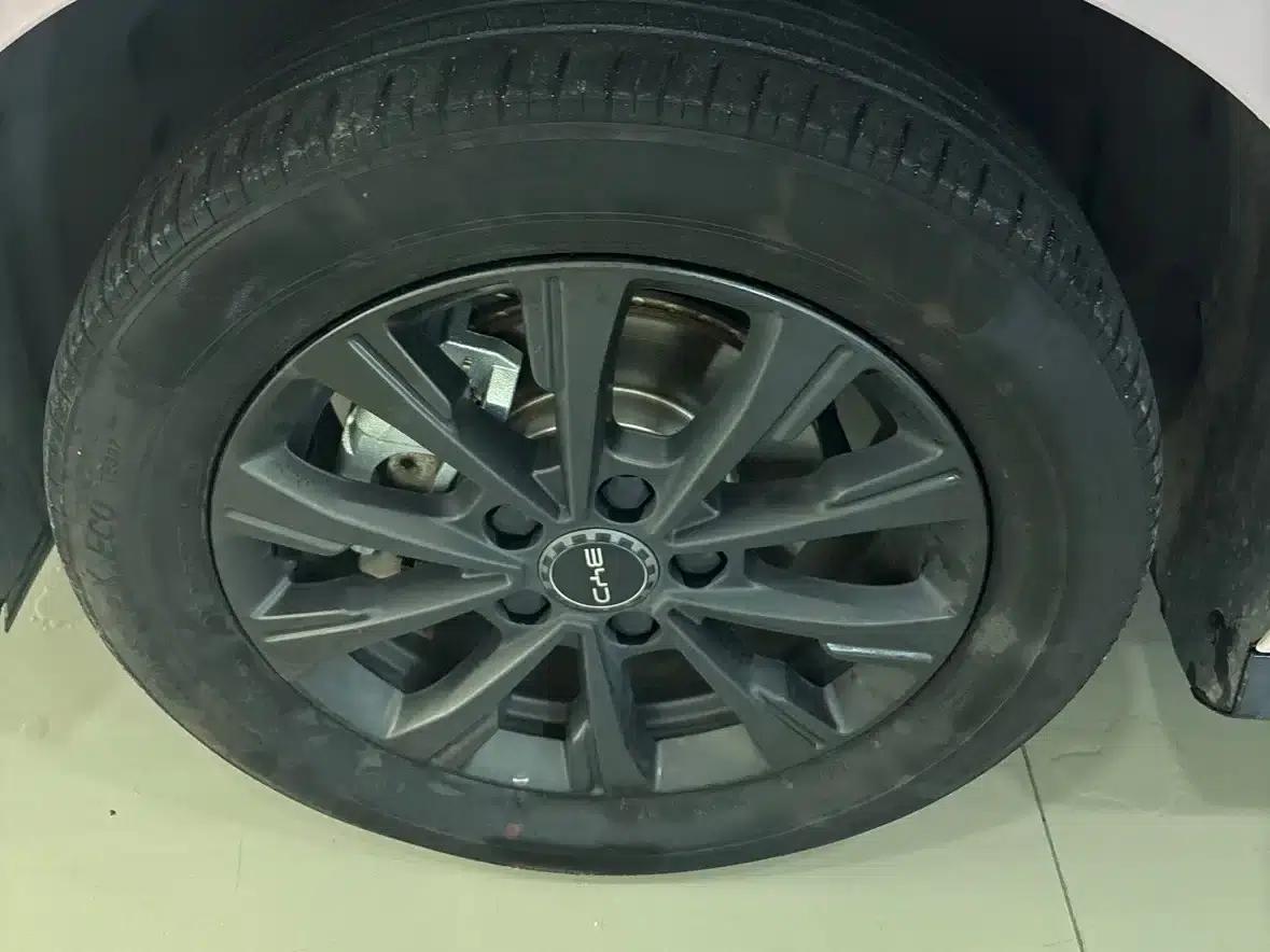 BYD e7 2025 520 Smart Travel Edition — миниатюра 7