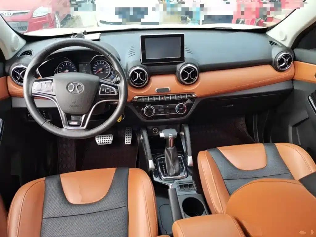 2016 Senova X35 1.5L Automatic Deluxe Edition — миниатюра 10