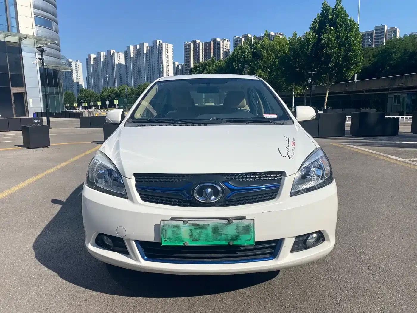 Great Wall C30 New Energy 2017 EV Comfort Model — миниатюра 2