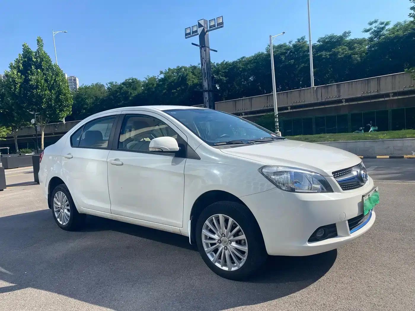 Great Wall C30 New Energy 2017 EV Comfort Model — миниатюра 6