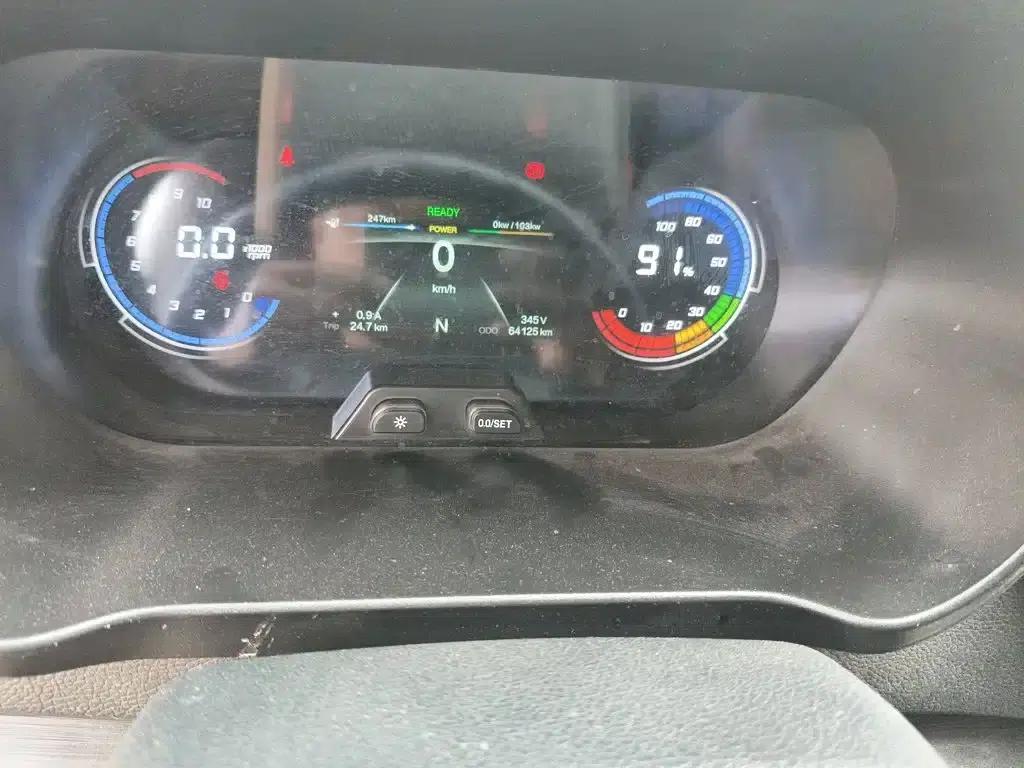 Changan Ruixing EM80 2024 Model, 6-seater, split-door comfort version, 41.86kWh — миниатюра 5