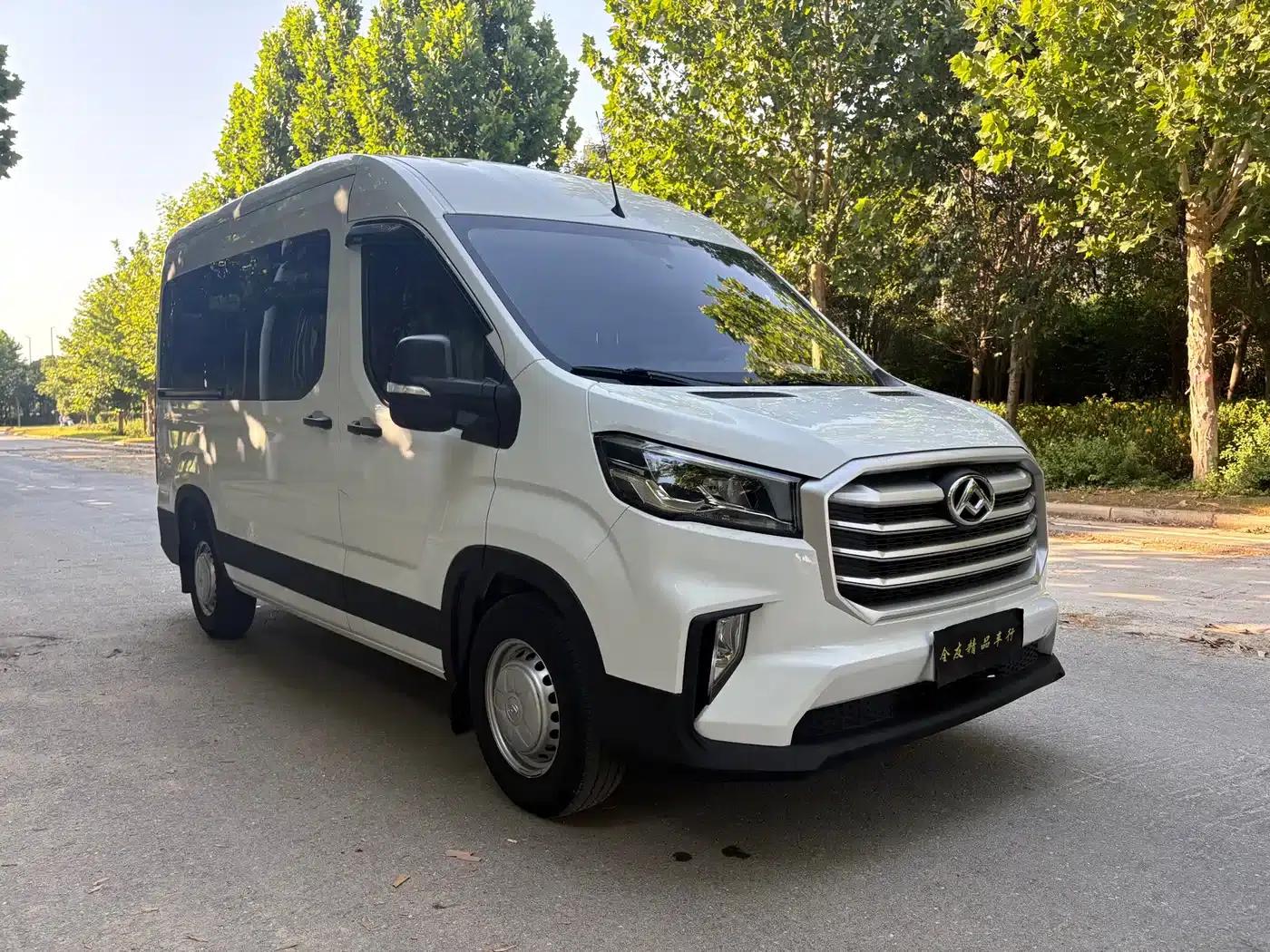 Xintu V90 2022 2.0T Manual Yunjie Front-Wheel Drive Long Wheelbase High Roof Single Rear Tire 7 Seats — миниатюра 2