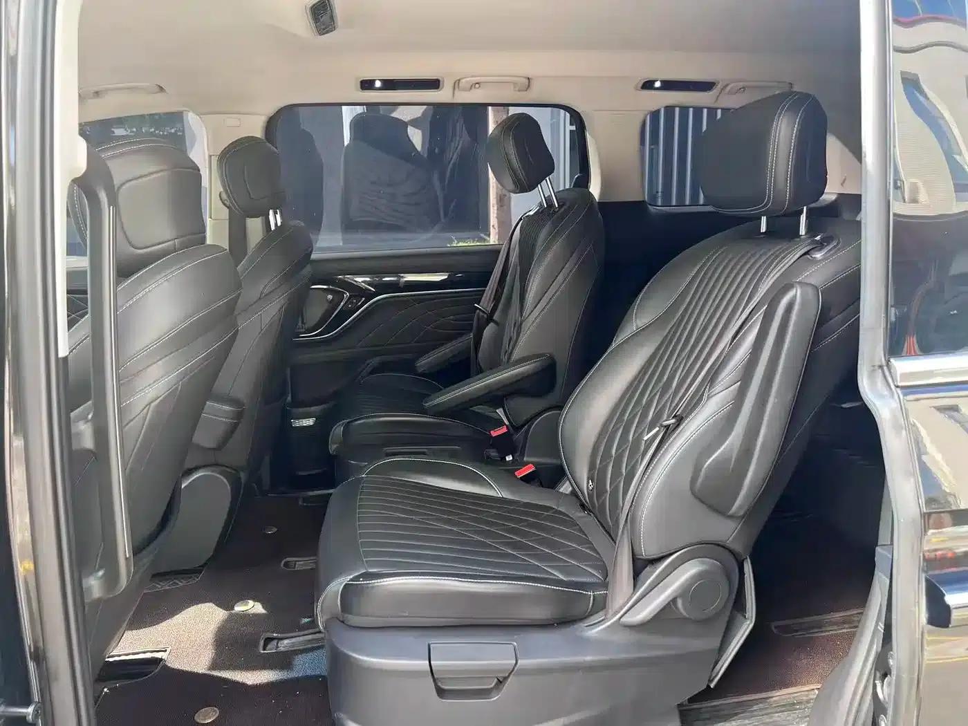 Everyone 9 2022 Long Range Oasis 7-Seater Edition — миниатюра 3