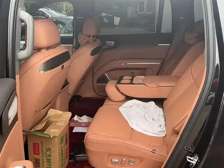 Leapmotor D19 2026 Range Extended 500 Smart Edition (7-seater) — миниатюра 3