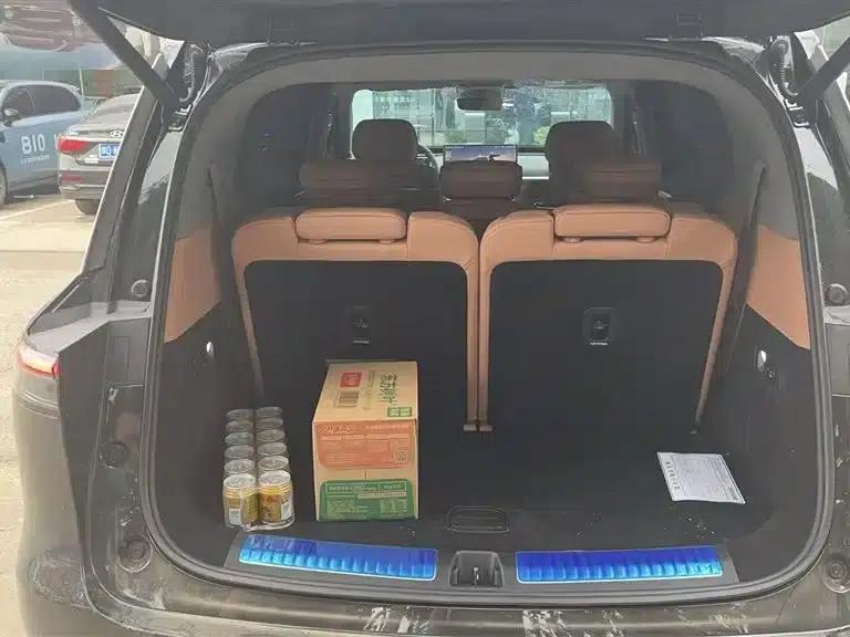 Leapmotor D19 2026 Range Extended 500 Smart Edition (7-seater) — миниатюра 5