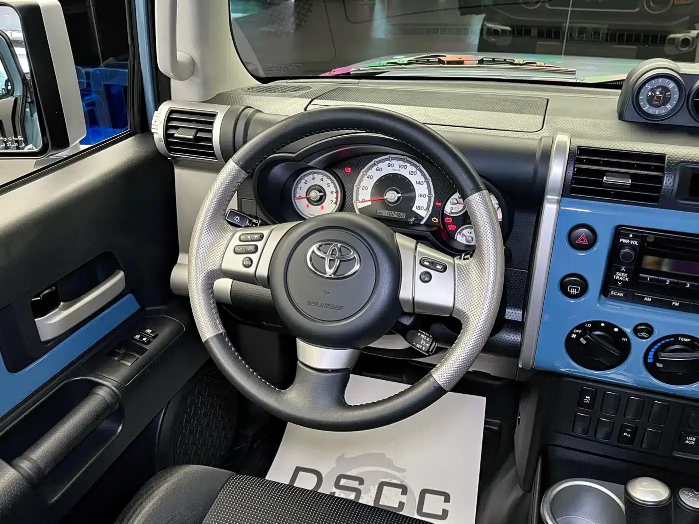 2019 FJ Cruiser 4.0L Automatic — миниатюра 11