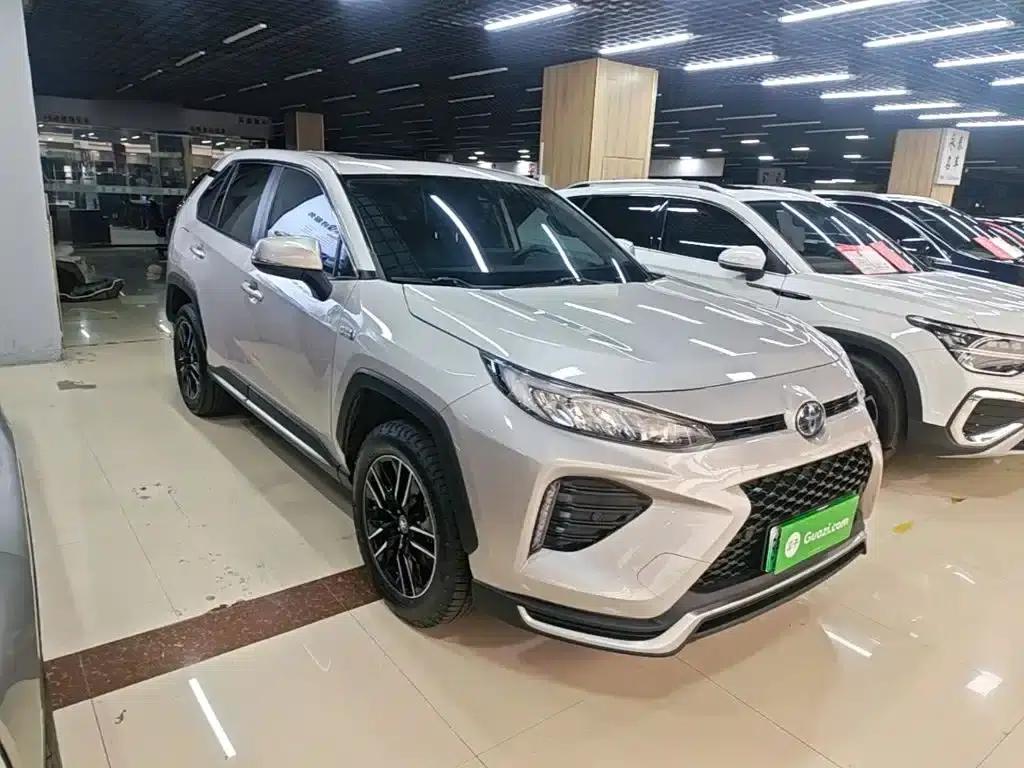 Highlander New Energy 2021 High-Performance Edition 2.5L Two-Wheel Drive Sport Edition — миниатюра 4