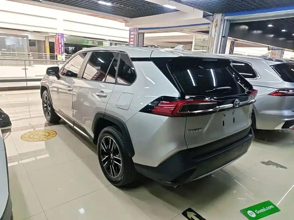 Highlander New Energy 2021 High-Performance Edition 2.5L Two-Wheel Drive Sport Edition — миниатюра 5