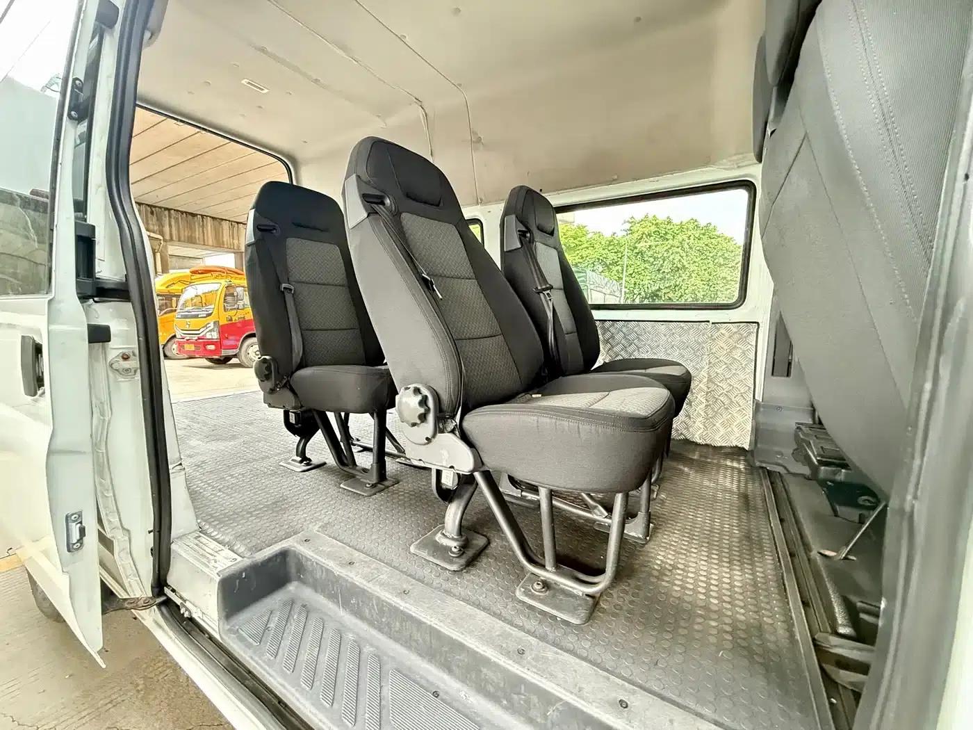 New Generation Ford Transit 2016 Model 2.2T Long Wheelbase 6-Seat High Roof Multi-Purpose Vehicle — миниатюра 12