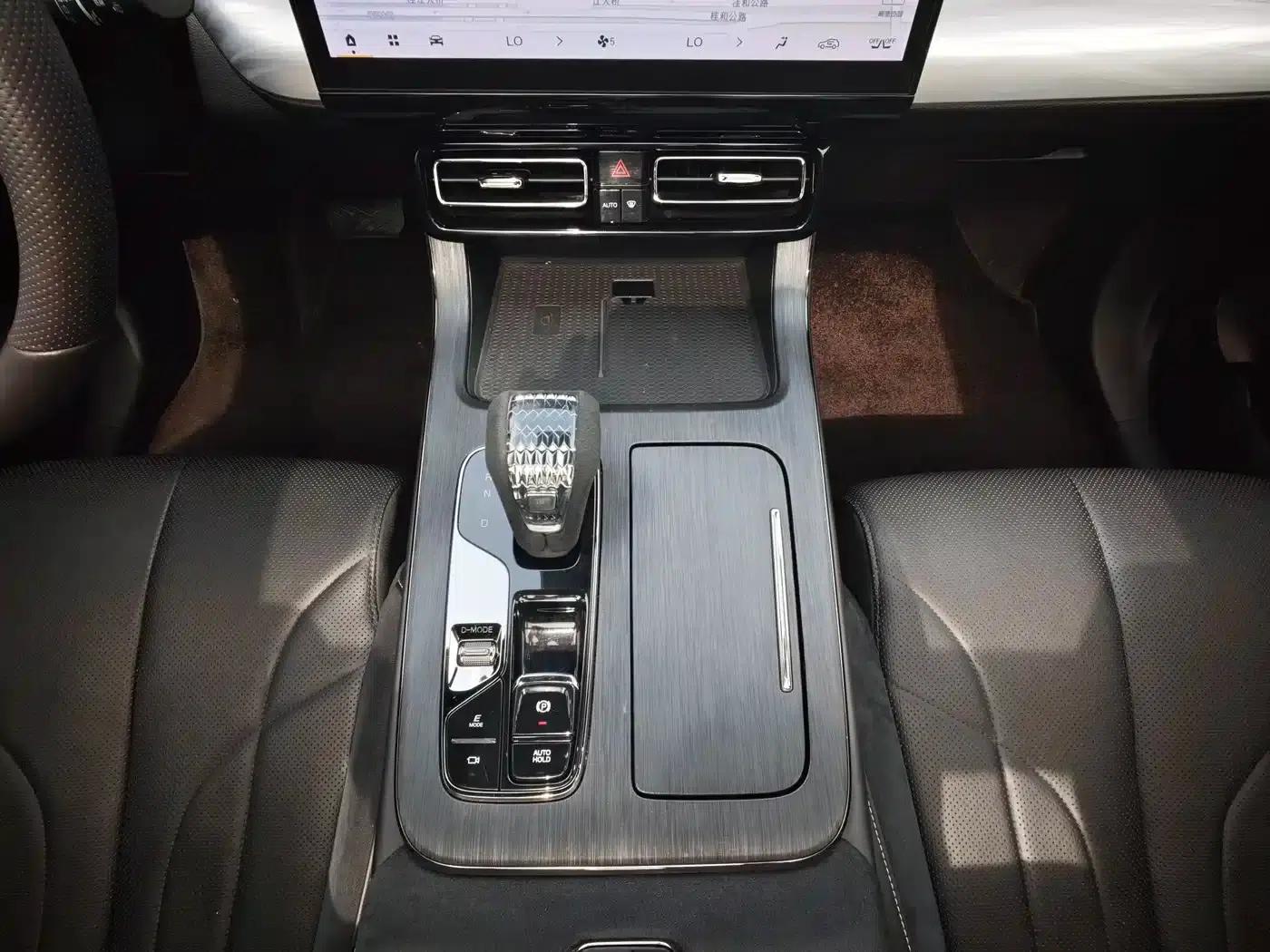 Trumpchi ES9 2024 PHEV 143km Max — миниатюра 14